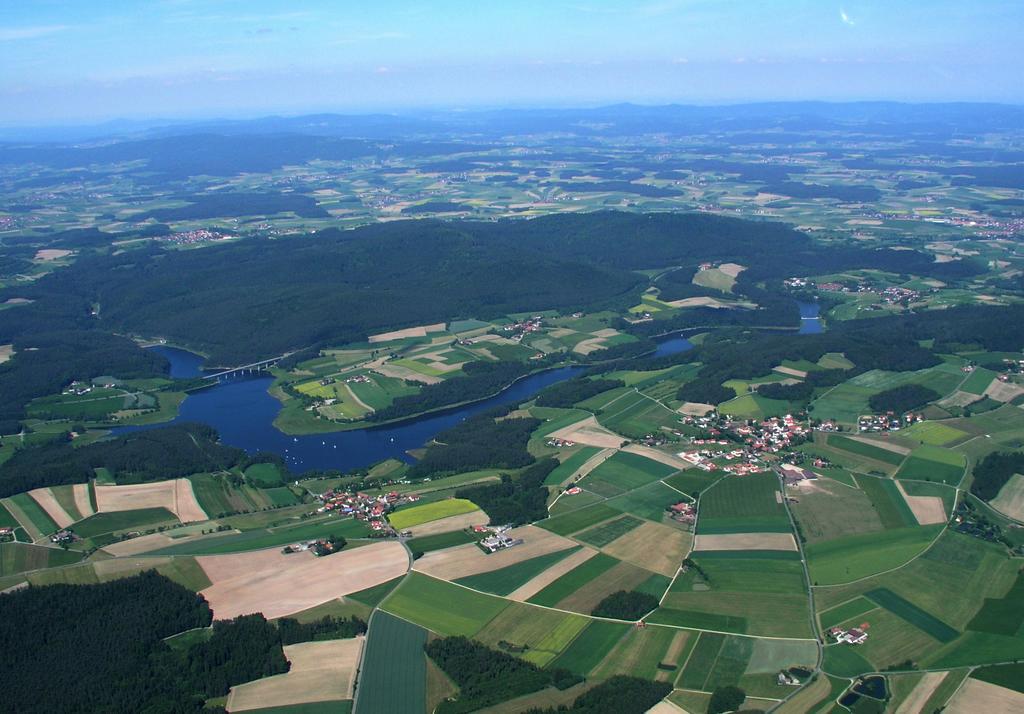Panorama-Hotel Am See Neunburg vorm Wald Buitenkant foto