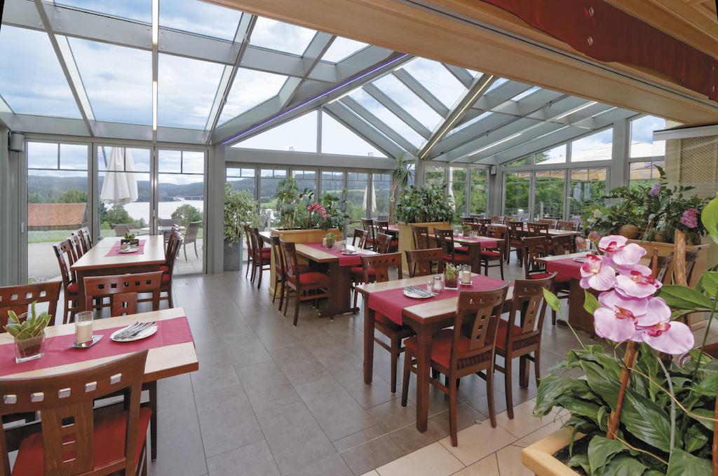 Panorama-Hotel Am See Neunburg vorm Wald Buitenkant foto